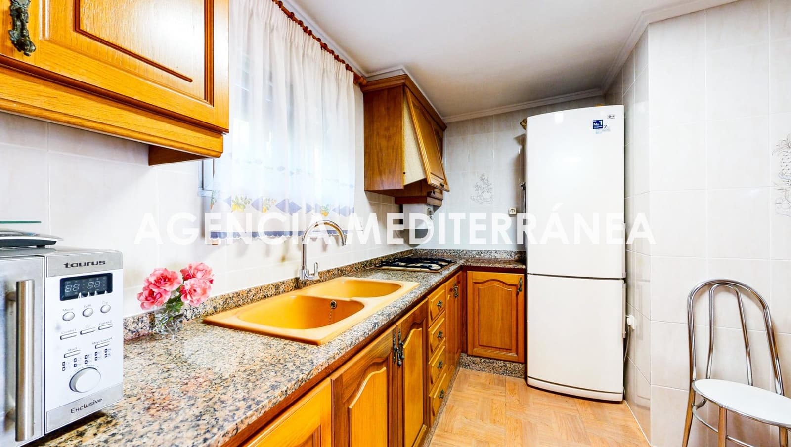6 sovrum Villa till salu i Montserrat med pool - 315 000 € (Ref: 9908096)