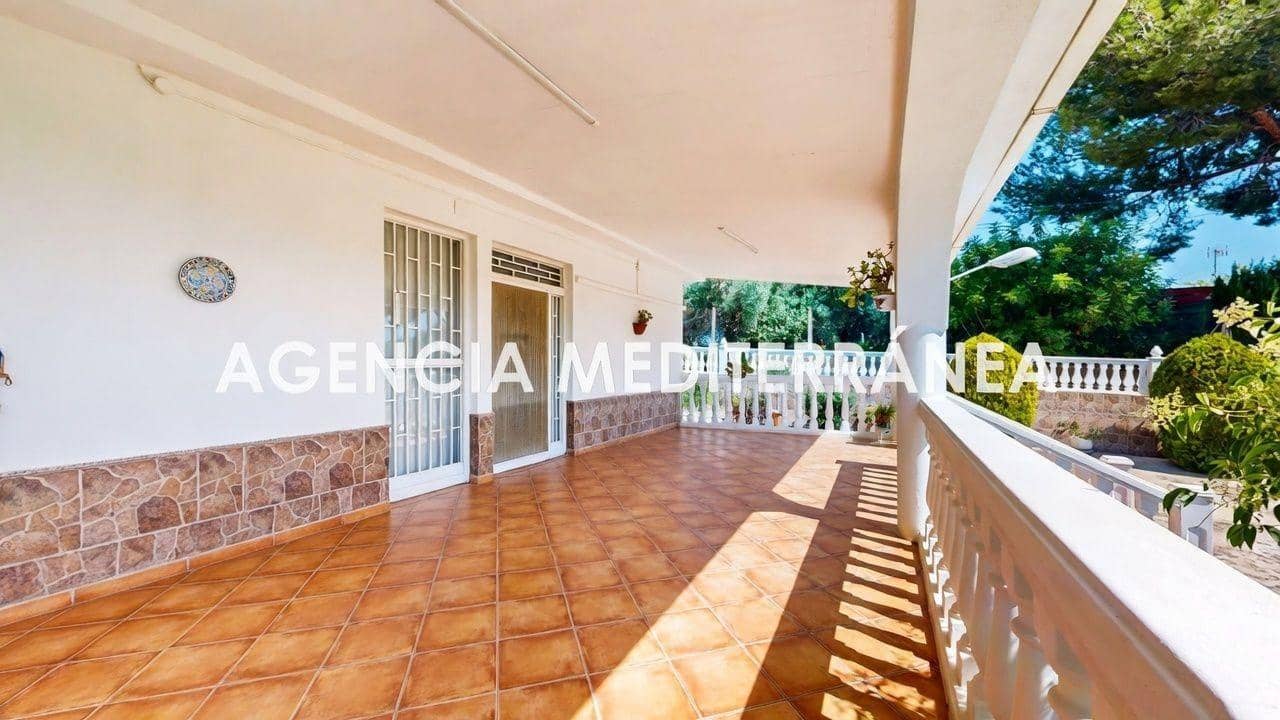 6 sovrum Villa till salu i Montserrat med pool - 315 000 € (Ref: 9908096)