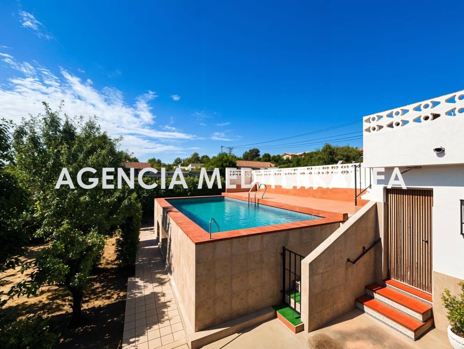 6 sovrum Villa till salu i Montserrat med pool - 315 000 € (Ref: 9908096)