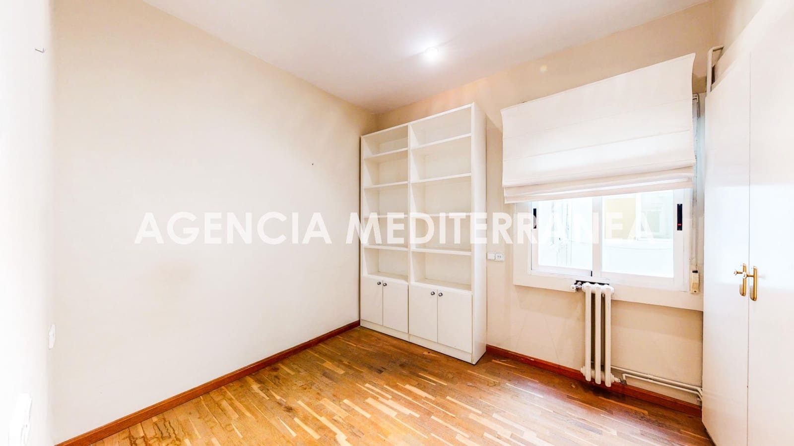 5 Zimmer Wohnung zu verkaufen in Valencia Stadt mit Garage - 749.000 € (Ref: 9908098)