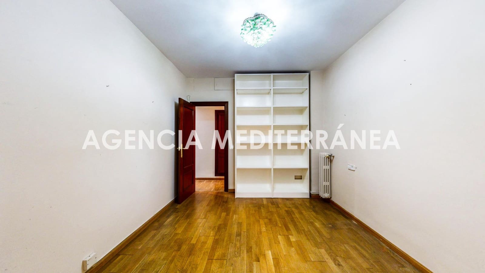 5 Zimmer Wohnung zu verkaufen in Valencia Stadt mit Garage - 749.000 € (Ref: 9908098)