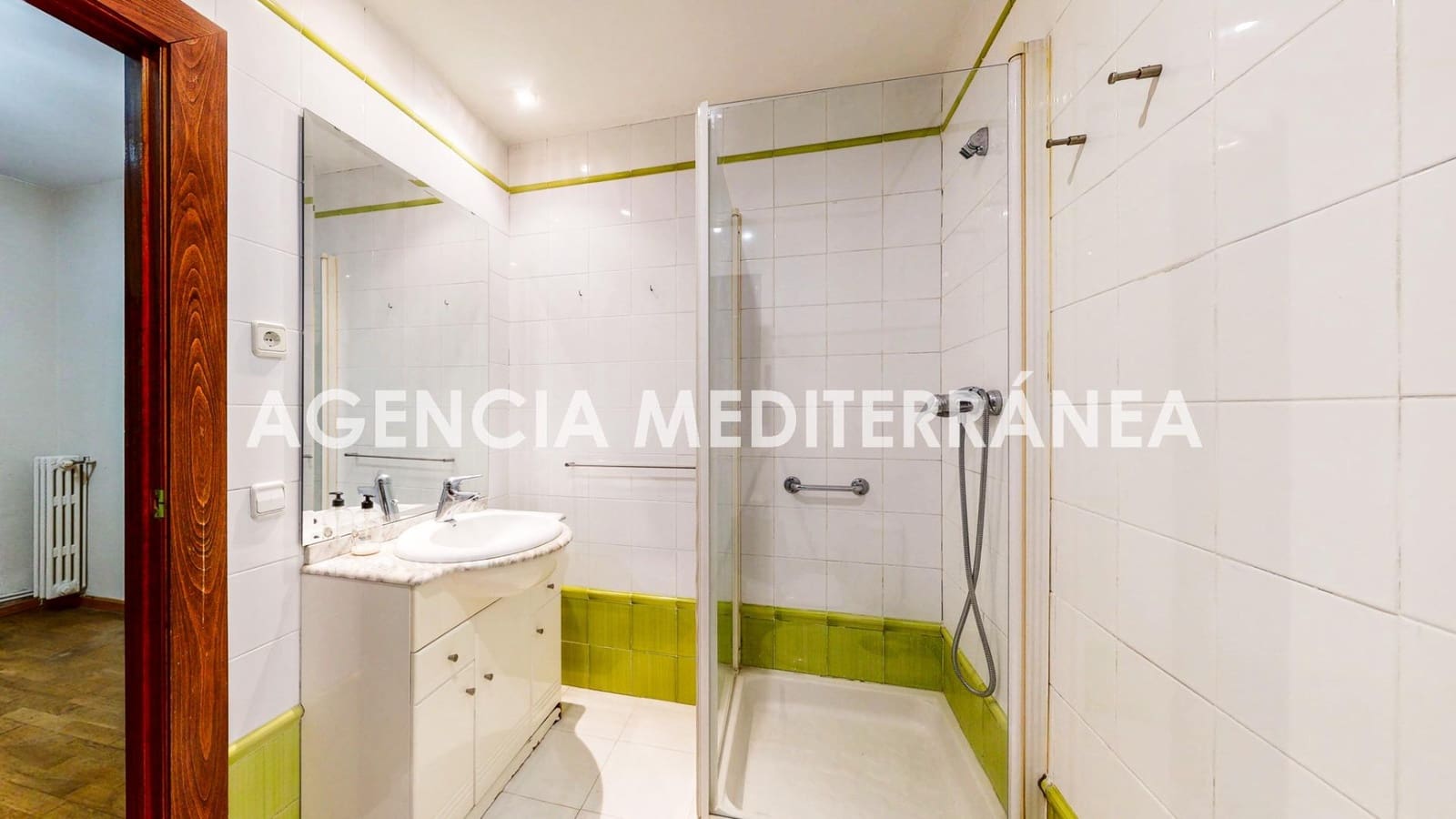 5 Zimmer Wohnung zu verkaufen in Valencia Stadt mit Garage - 749.000 € (Ref: 9908098)