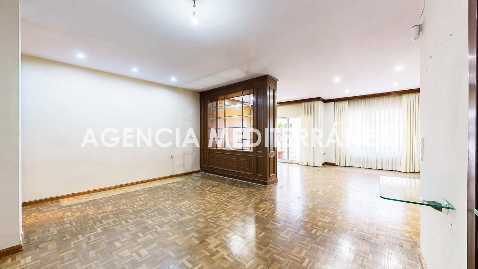 5 chambre Appartement à vendre à Valence ville avec garage - 749 000 € (Ref: 9908098)