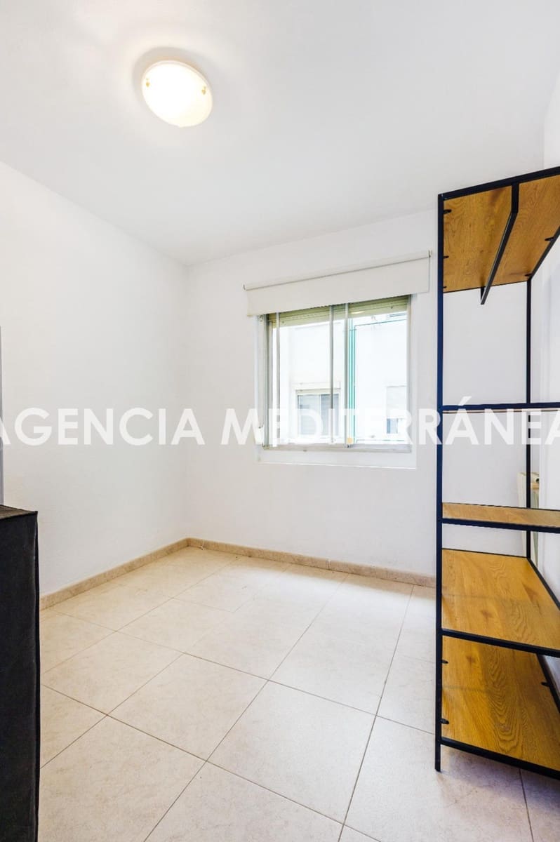 4 sovrum Lägenhet till salu i Valencia stad med garage - 400 000 € (Ref: 9913255)