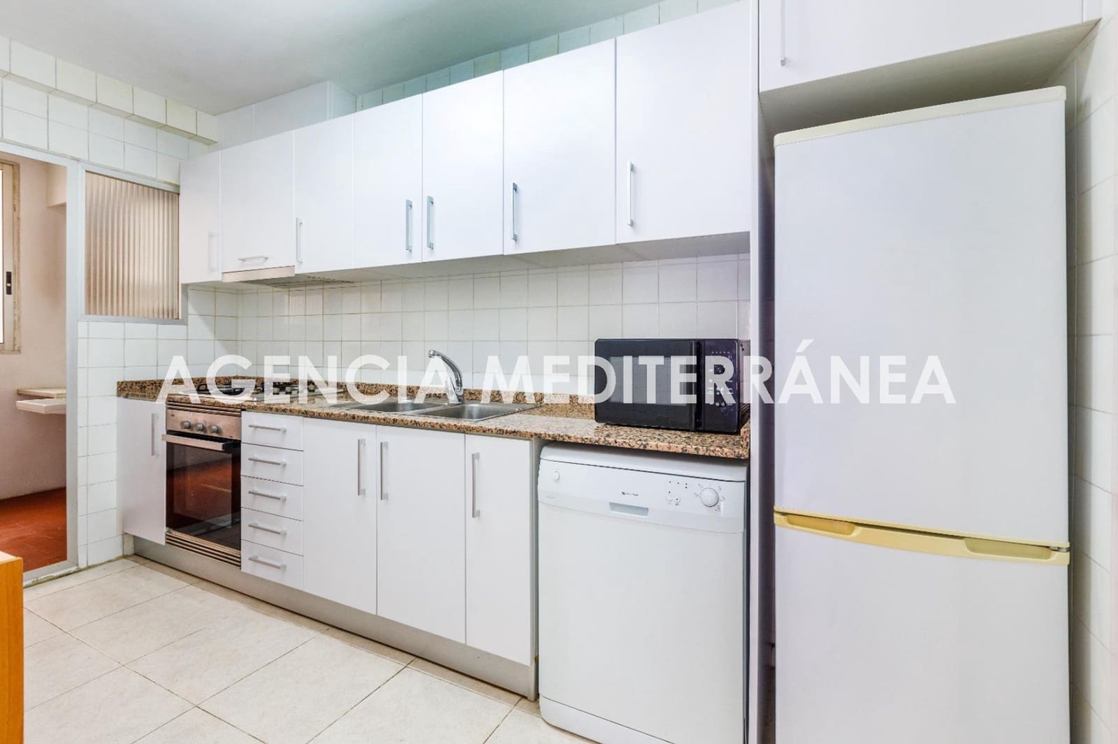 4 sovrum Lägenhet till salu i Valencia stad med garage - 400 000 € (Ref: 9913255)