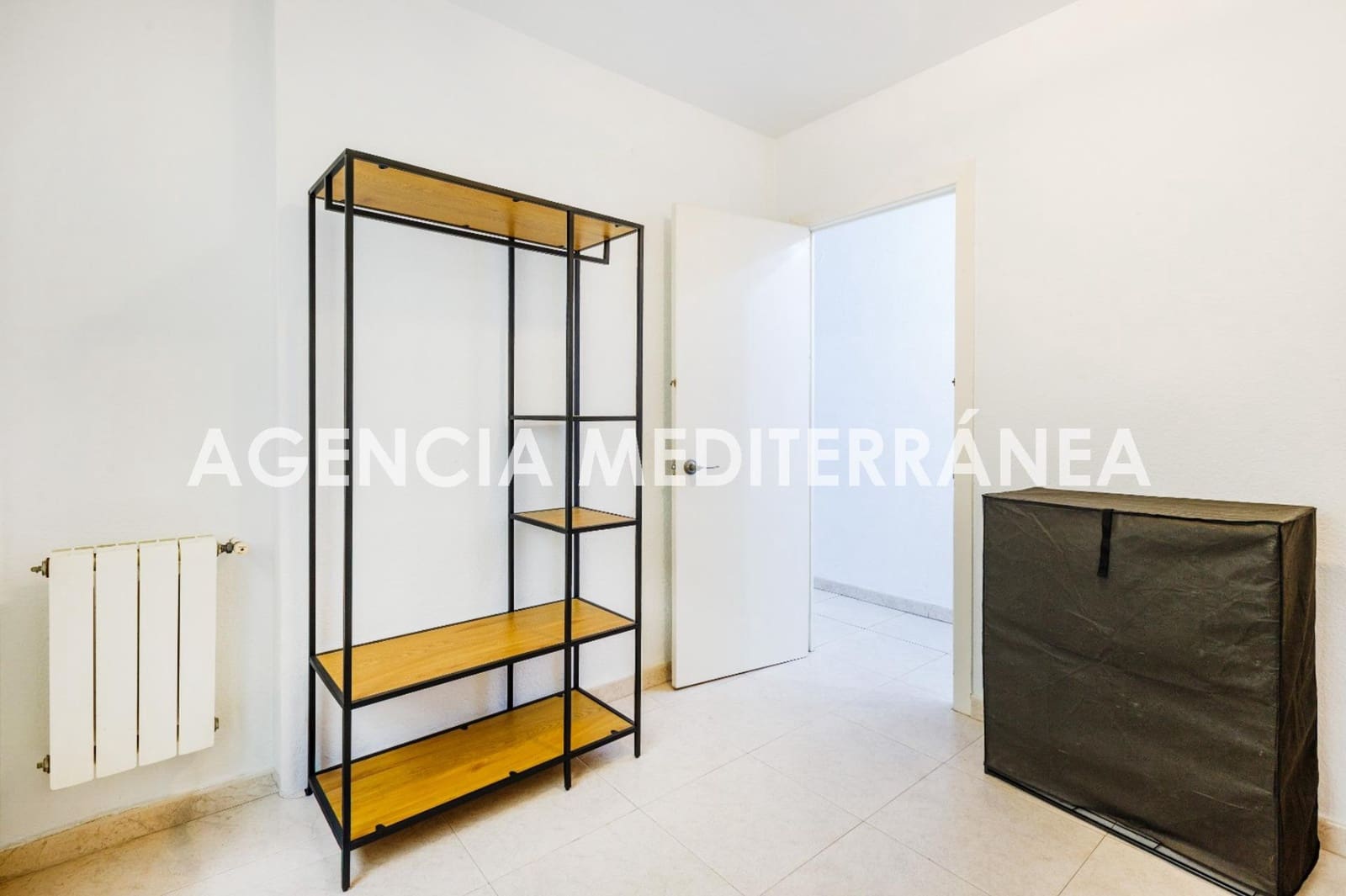 4 sovrum Lägenhet till salu i Valencia stad med garage - 400 000 € (Ref: 9913255)
