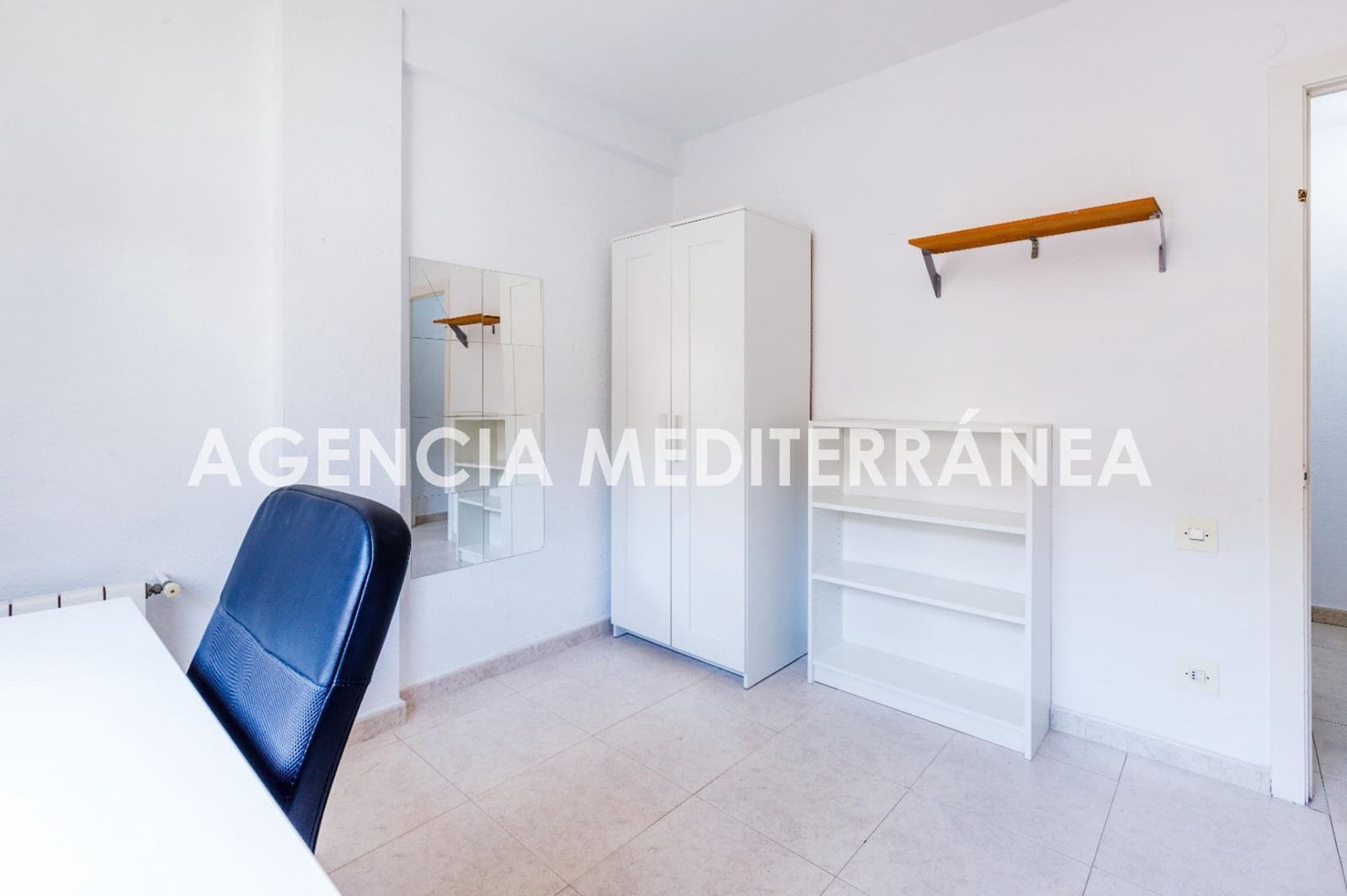 4 sovrum Lägenhet till salu i Valencia stad med garage - 400 000 € (Ref: 9913255)