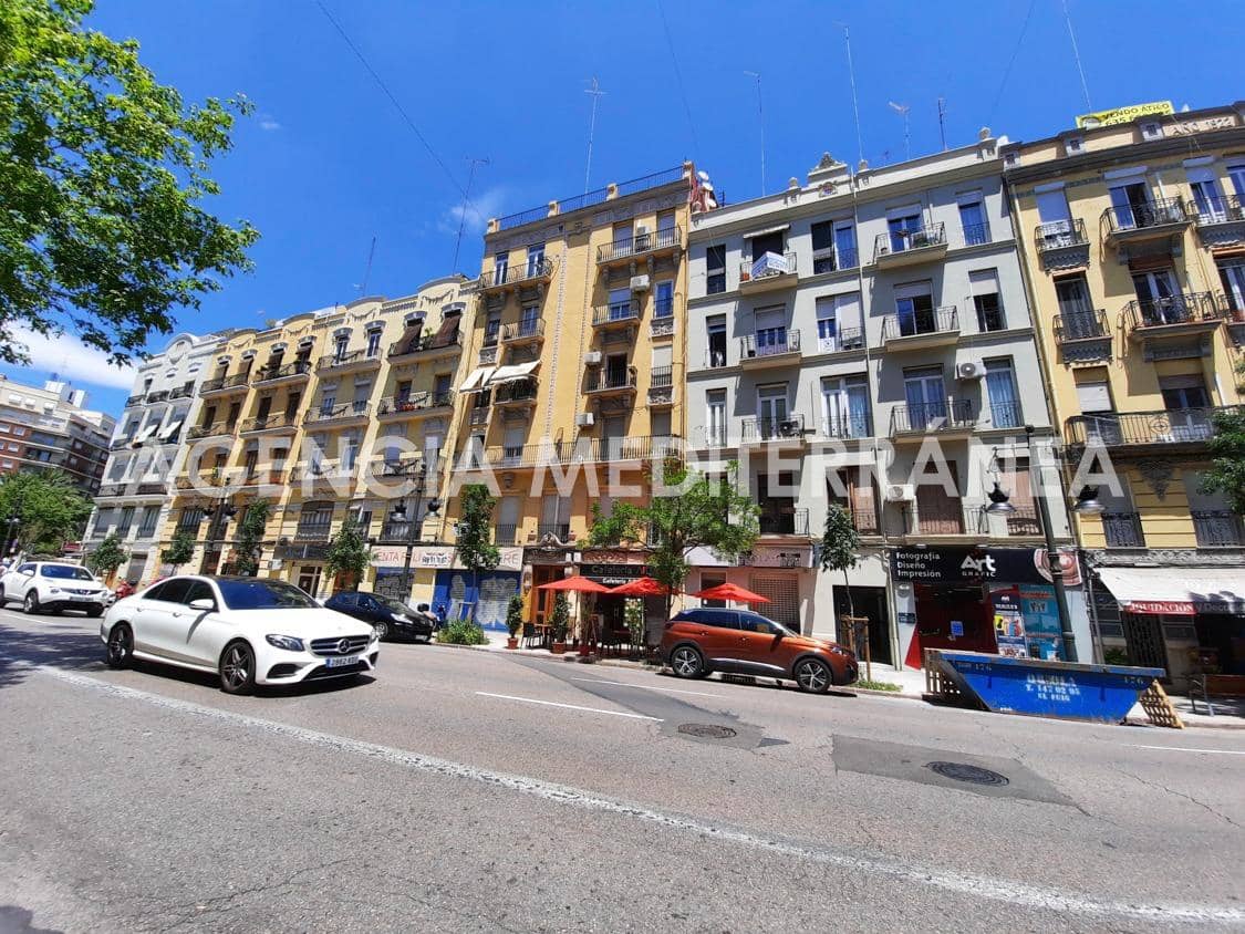 3 quarto Apartamento para venda em Valencia cidade - 380 000 € (Ref: 9913256)