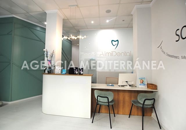 4 makuuhuone Kaupallinen myytävänä paikassa Pedreguer - 135 000 € (Ref: 9913257)