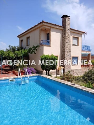 5 Zimmer Villa zu verkaufen in Navajas mit Pool Garage - 240.000 € (Ref: 9913258)