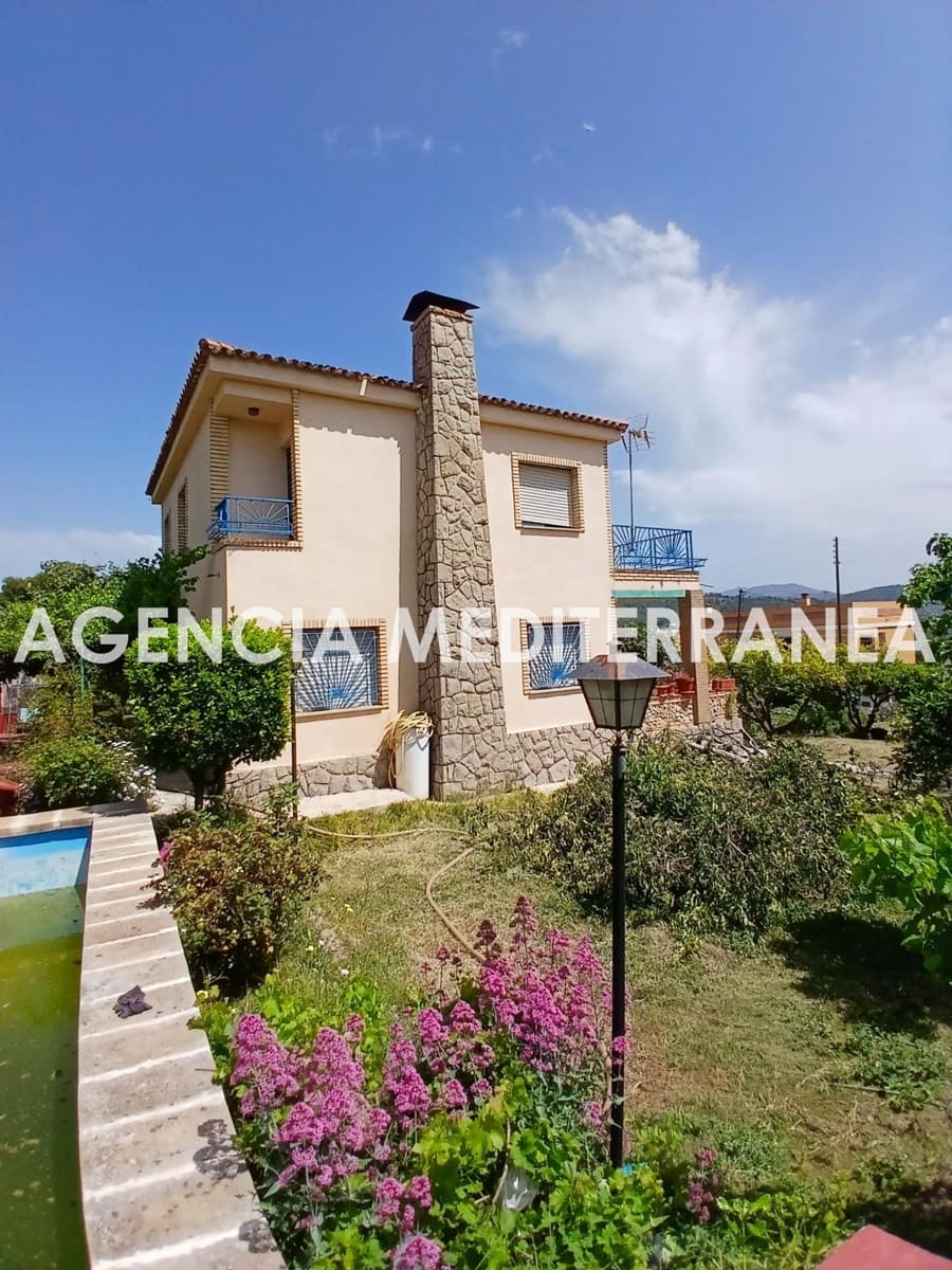 5 Zimmer Villa zu verkaufen in Navajas mit Pool Garage - 240.000 € (Ref: 9913258)