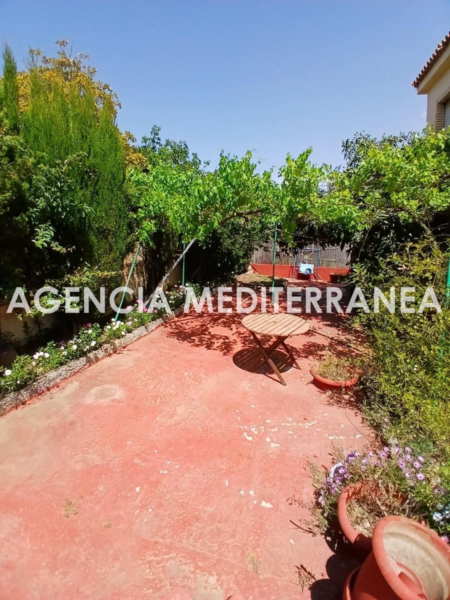5 Zimmer Villa zu verkaufen in Navajas mit Pool Garage - 240.000 € (Ref: 9913258)