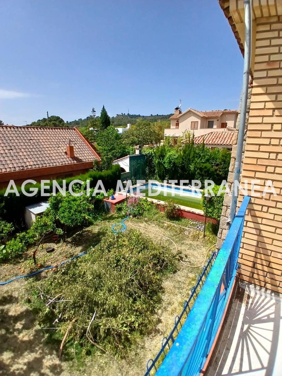 5 Zimmer Villa zu verkaufen in Navajas mit Pool Garage - 240.000 € (Ref: 9913258)