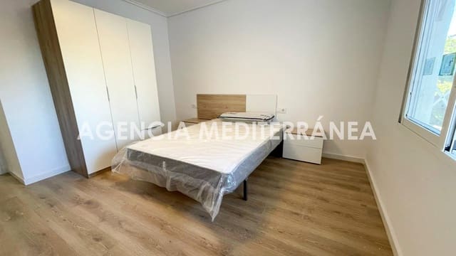 3 slaapkamer Flat te huur in Burjassot - € 1.100 (Ref: 9915917)