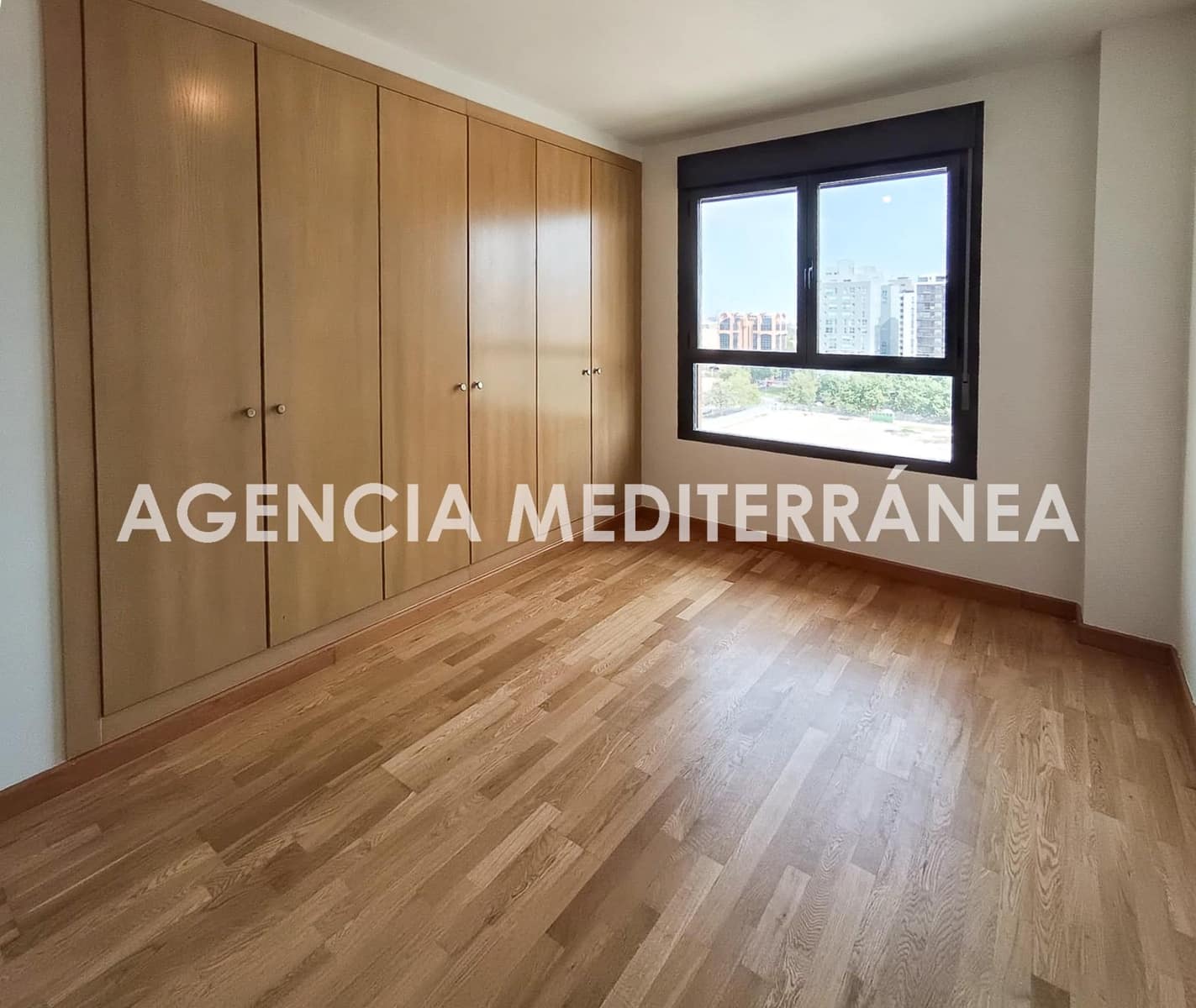 3 sypialnia Mieszkanie na sprzedaż w Miasto Walencja z basenem garażem - 630 000 € (Ref: 9915918)