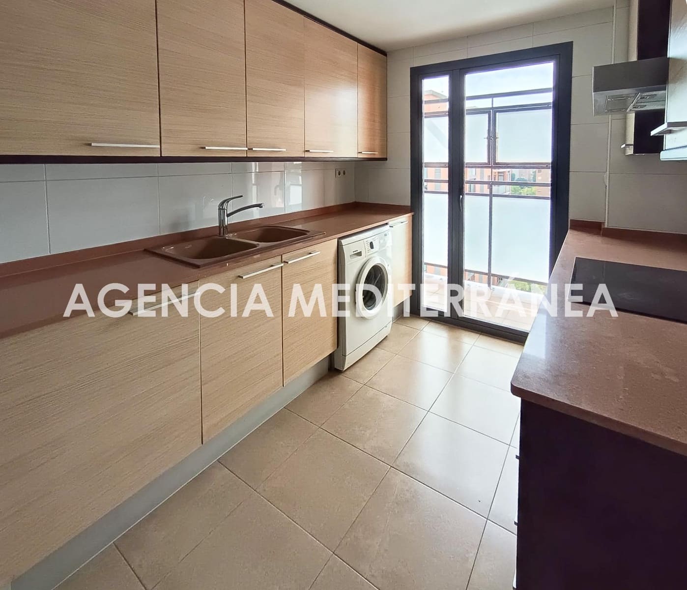 3 sypialnia Mieszkanie na sprzedaż w Miasto Walencja z basenem garażem - 630 000 € (Ref: 9915918)