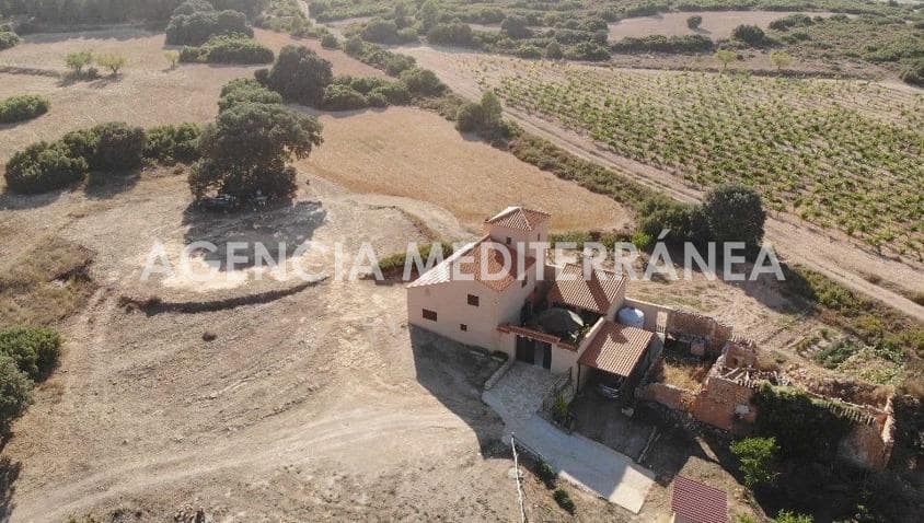 Finca/Casa Rural de 6 habitaciones en Almansa en venta con piscina garaje - 460.000 € (Ref: 9915919)
