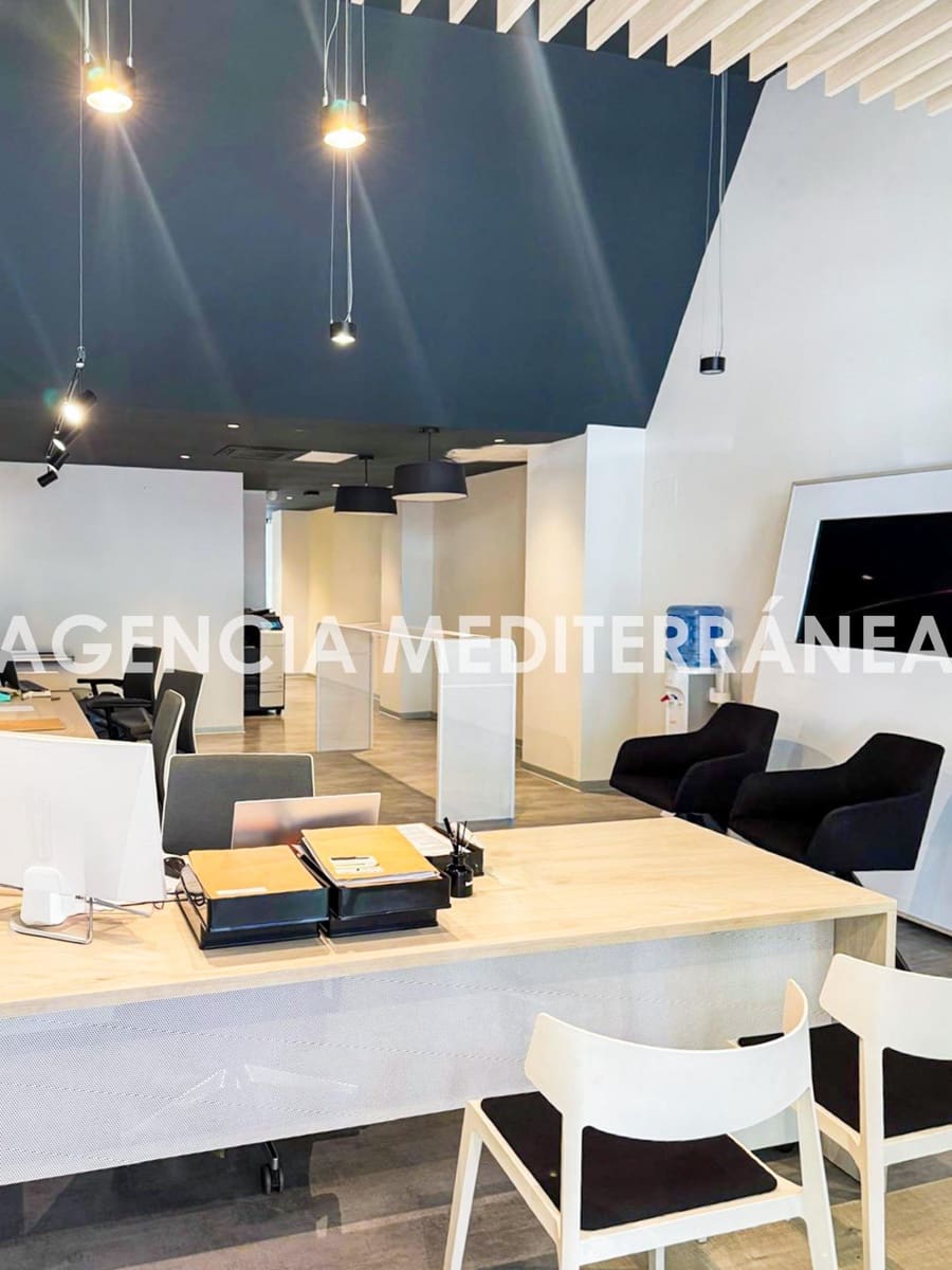 Office for sale in Gandia - € 36,000 (Ref: 9920523)