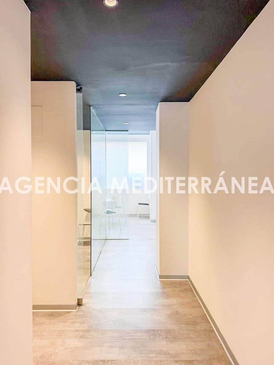 Office for sale in Gandia - € 36,000 (Ref: 9920523)