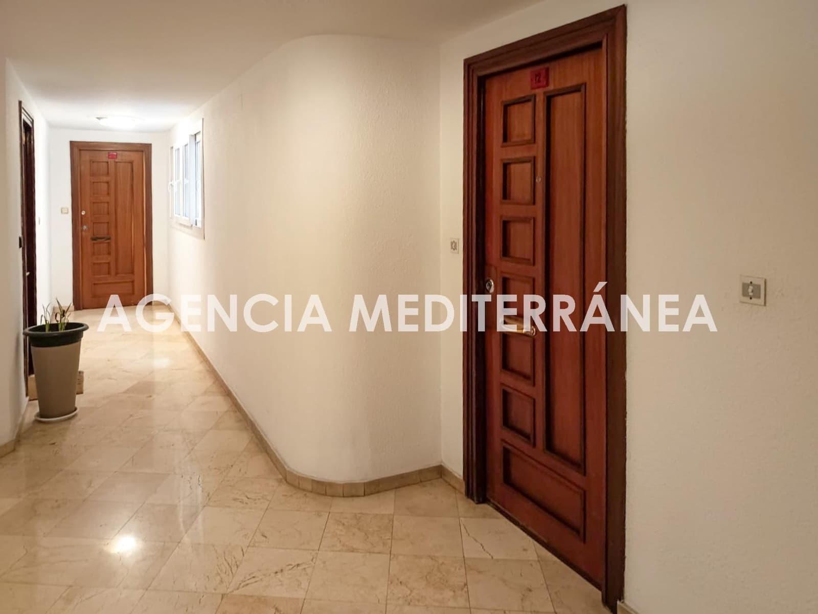 3 slaapkamer Flat te koop in Valencia stad - € 470.000 (Ref: 9922384)
