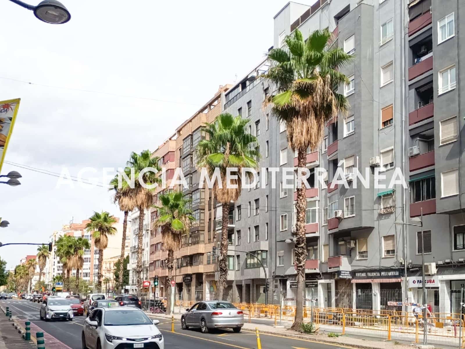 3 slaapkamer Flat te koop in Valencia stad - € 470.000 (Ref: 9922384)