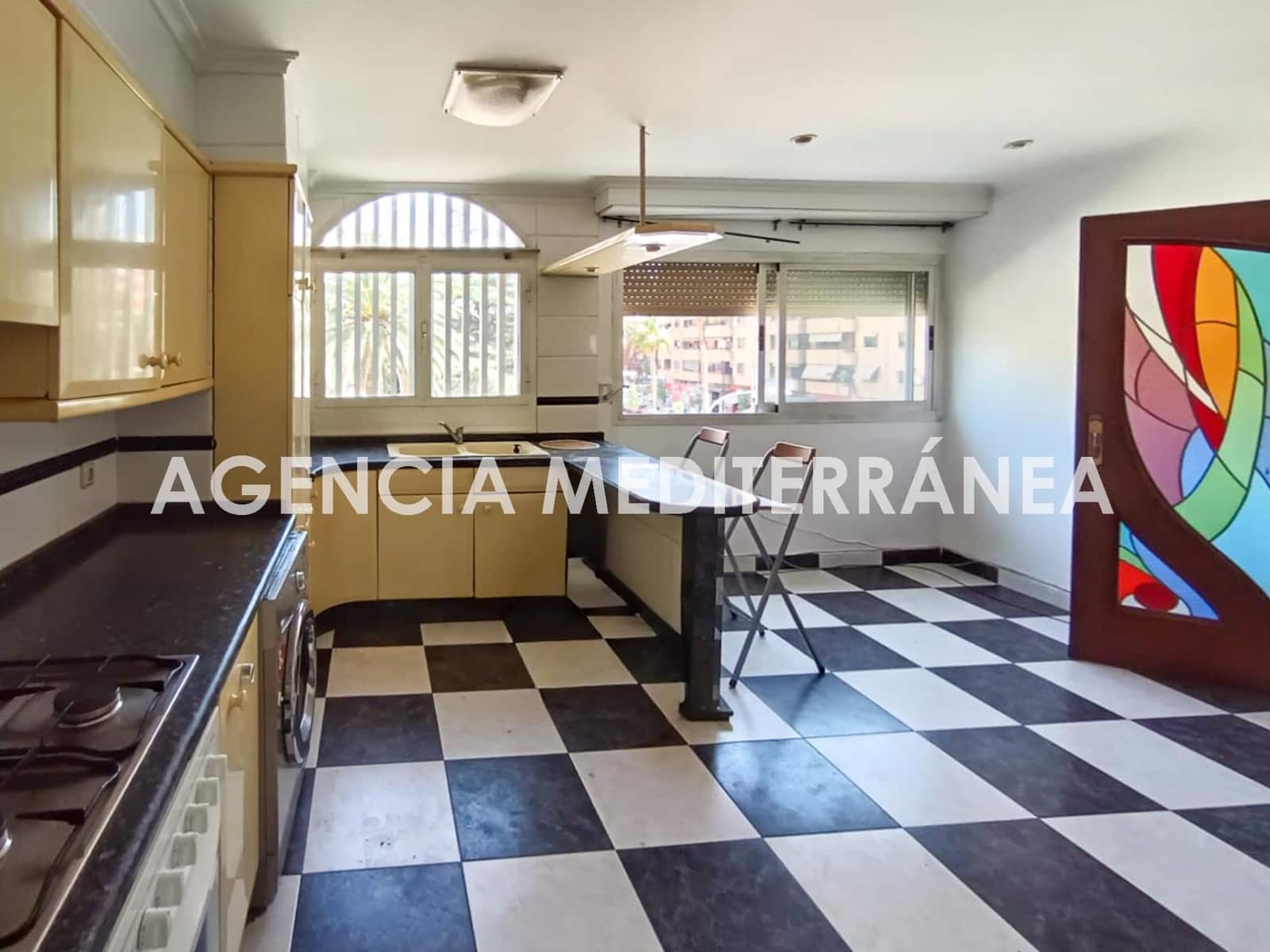 3 slaapkamer Flat te koop in Valencia stad - € 470.000 (Ref: 9922384)