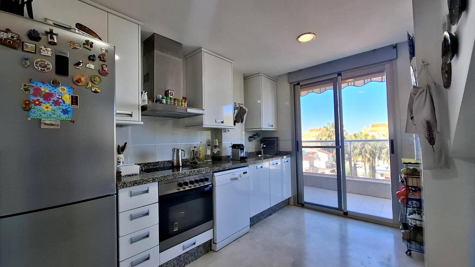 3 makuuhuone Kattohuoneisto myytävänä paikassa Denia mukana 
autotalli - 498 000 € (Ref: 9922385)