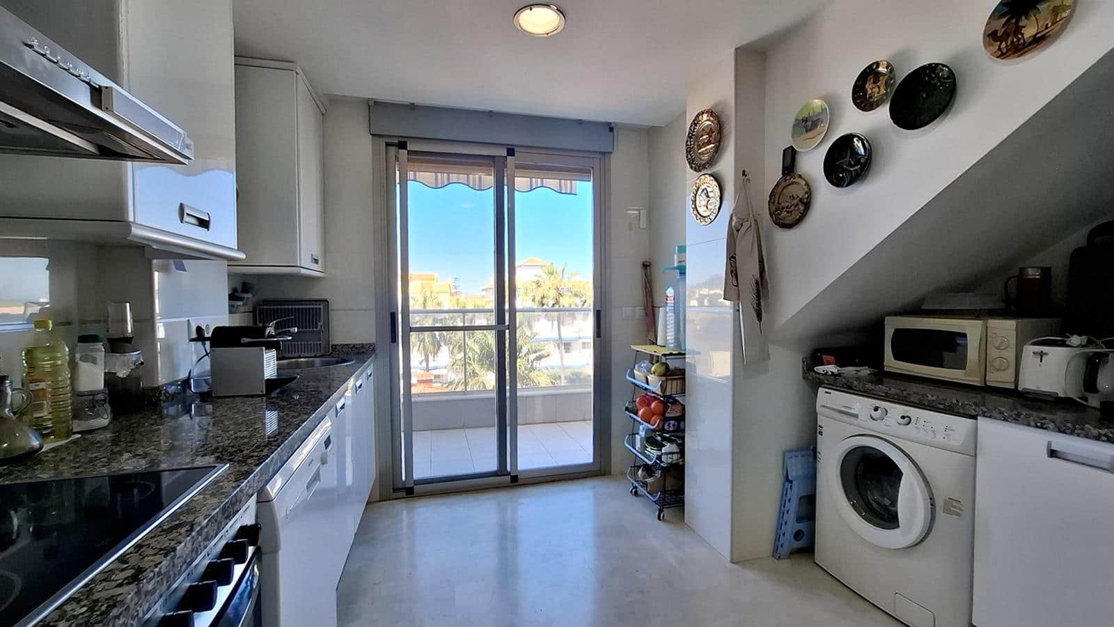 3 makuuhuone Kattohuoneisto myytävänä paikassa Denia mukana 
autotalli - 498 000 € (Ref: 9922385)