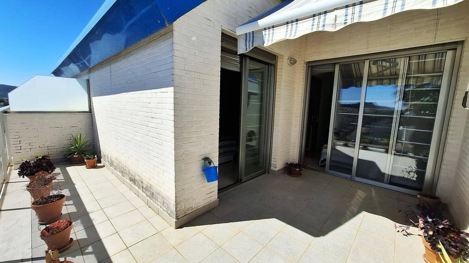 3 makuuhuone Kattohuoneisto myytävänä paikassa Denia mukana 
autotalli - 498 000 € (Ref: 9922385)
