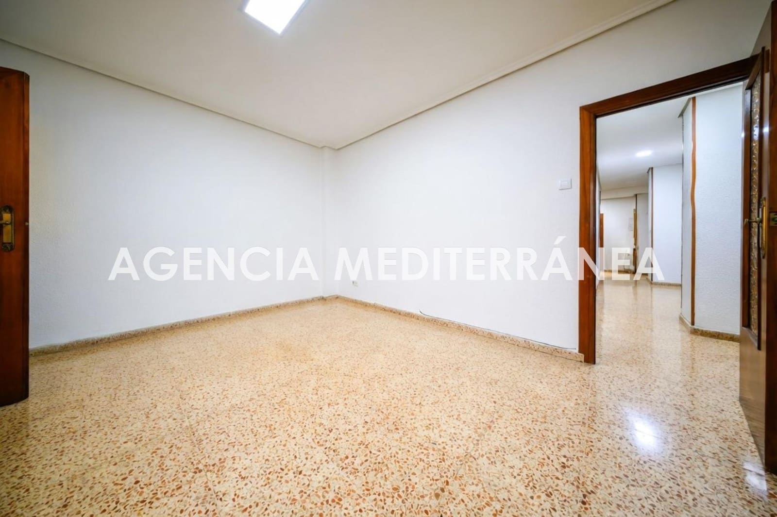 4 sypialnia Mieszkanie na sprzedaż w Miasto Walencja - 395 000 € (Ref: 9927510)