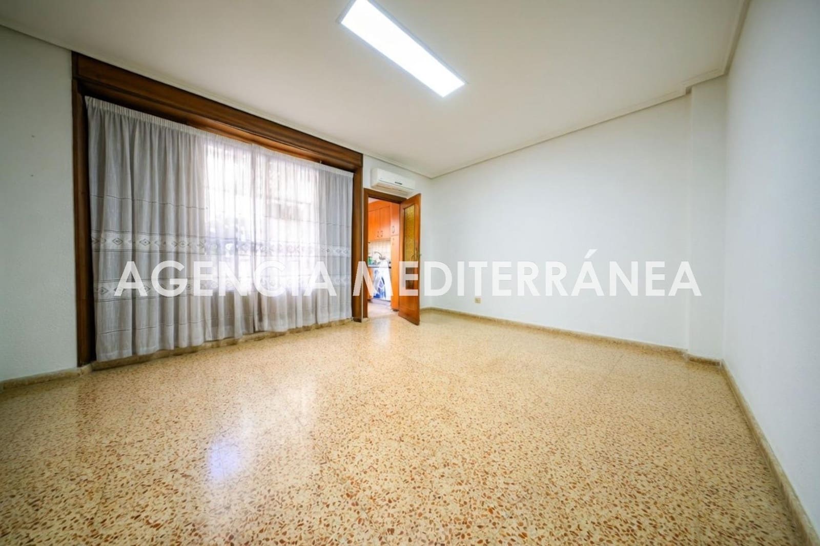 4 sypialnia Mieszkanie na sprzedaż w Miasto Walencja - 395 000 € (Ref: 9927510)