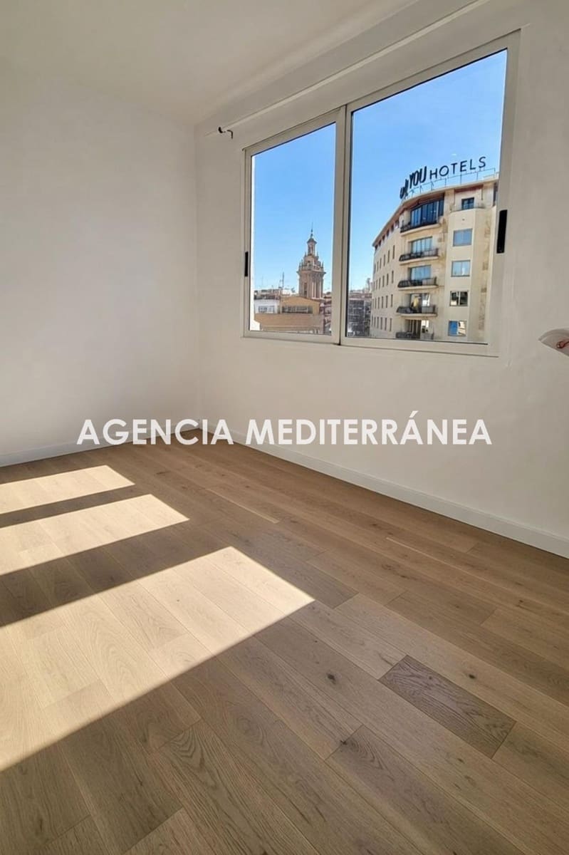 1 bedroom Office for sale in Valencia city - € 225,000 (Ref: 9929480)