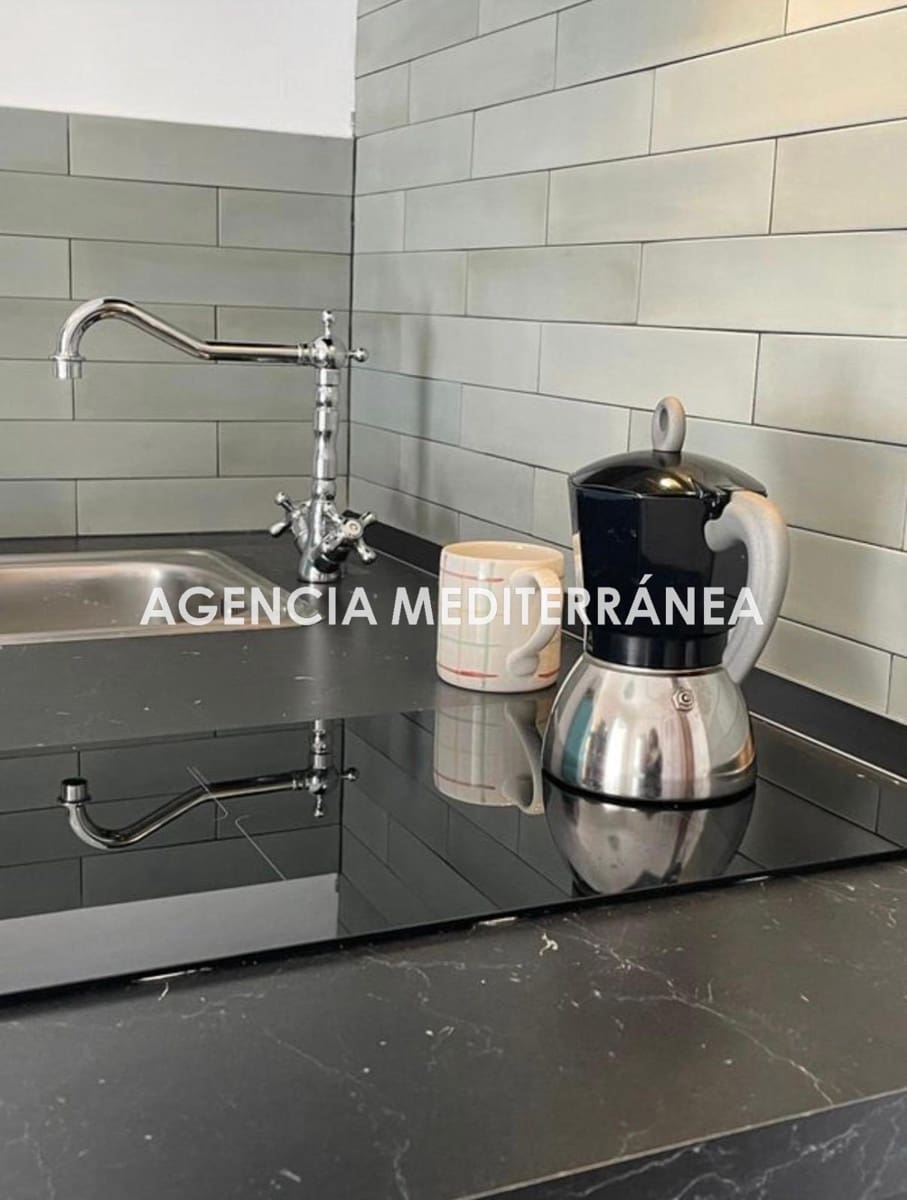 1 bedroom Office for sale in Valencia city - € 225,000 (Ref: 9929480)