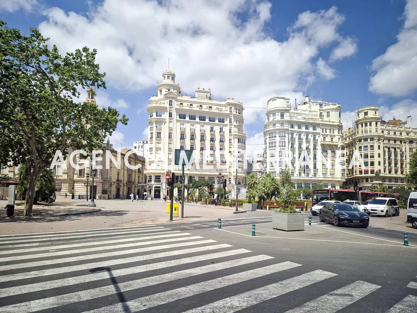 1 bedroom Office for sale in Valencia city - € 225,000 (Ref: 9929480)