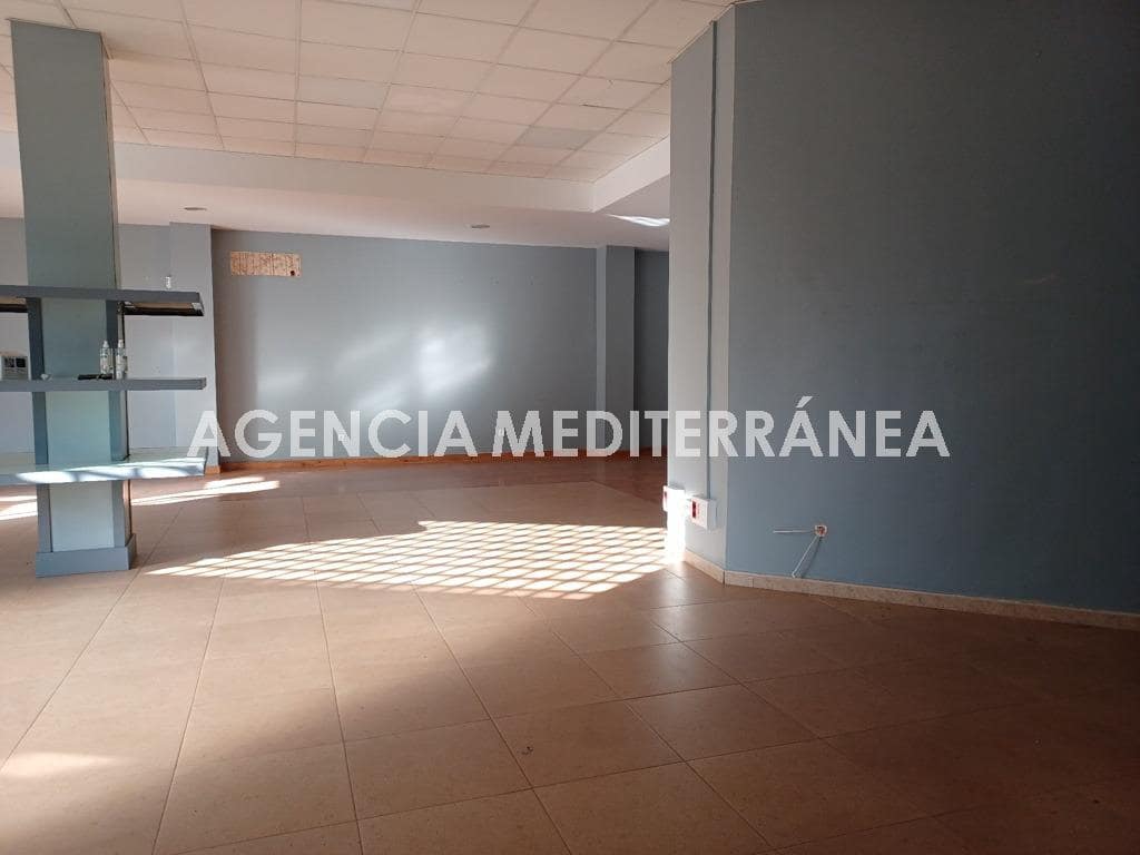 Local Comercial de 3 habitaciones en Alcàsser en alquiler - 550 € (Ref: 9929481)