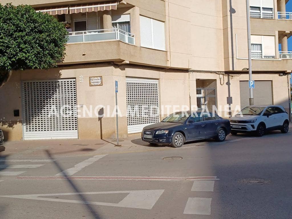 Local Comercial de 3 habitaciones en Alcàsser en alquiler - 550 € (Ref: 9929481)
