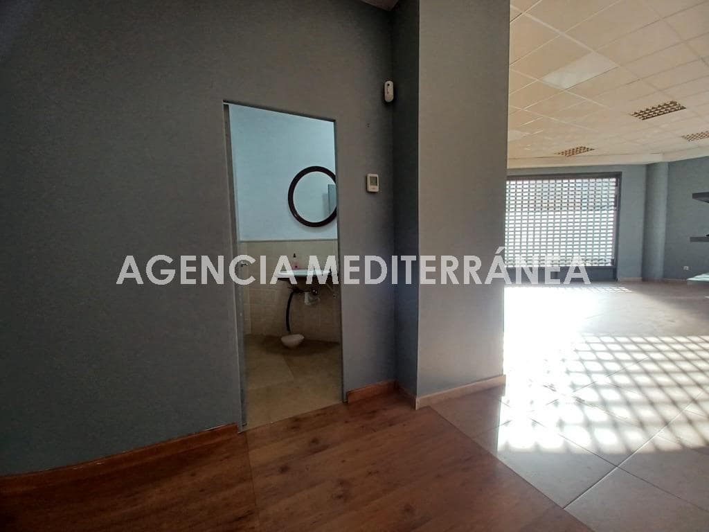 Local Comercial de 3 habitaciones en Alcàsser en alquiler - 550 € (Ref: 9929481)