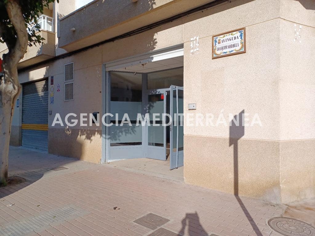 Local Comercial de 3 habitaciones en Alcàsser en alquiler - 550 € (Ref: 9929481)