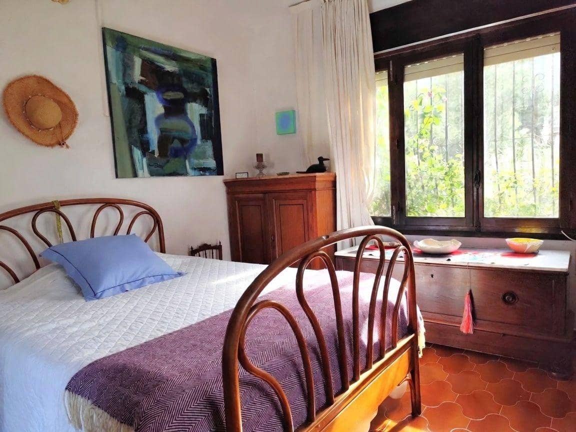 Chalet de 3 habitaciones en Dénia en venta con garaje - 870.000 € (Ref: 9942605)