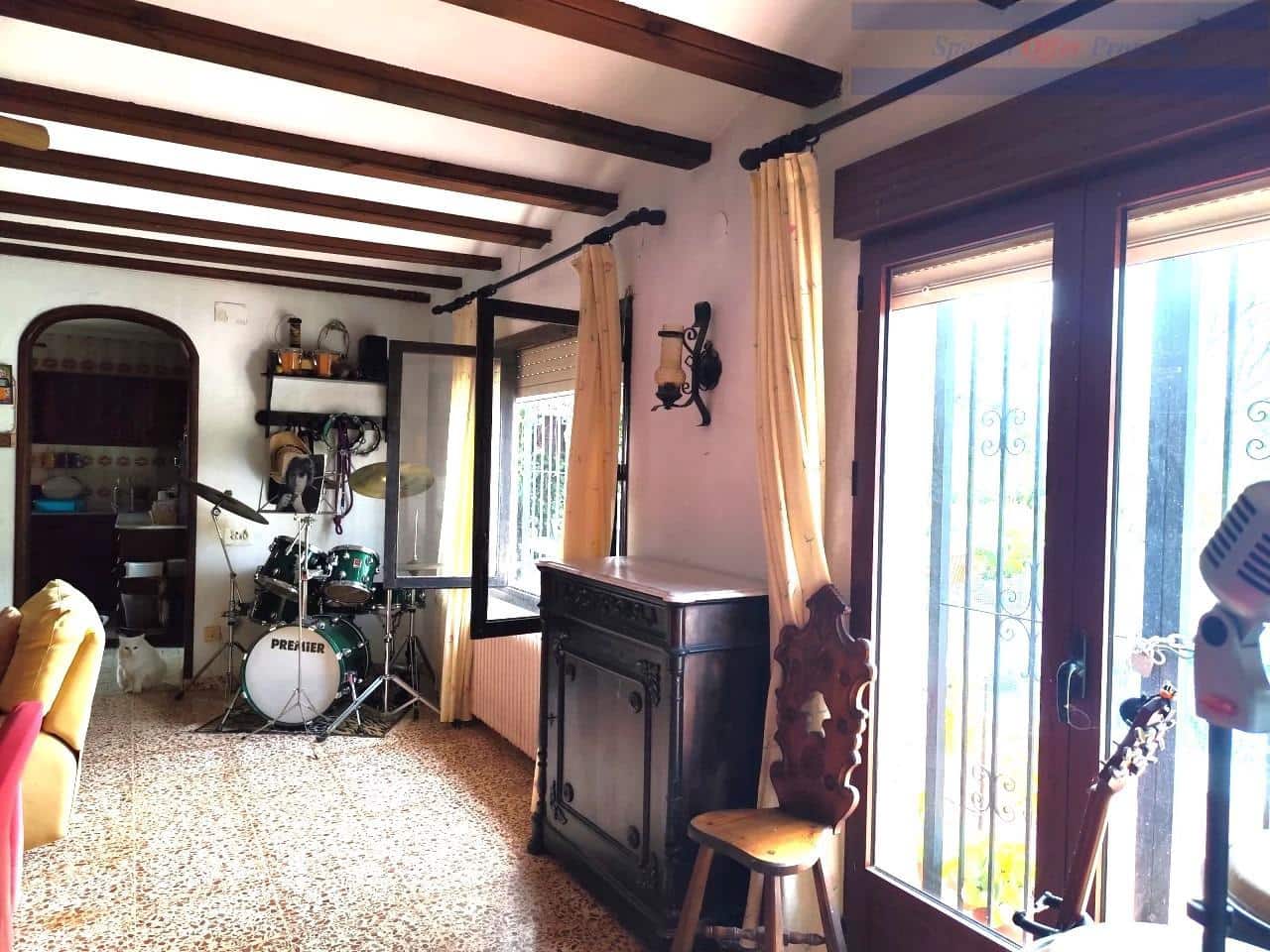 Chalet de 3 habitaciones en Dénia en venta con garaje - 870.000 € (Ref: 9942605)