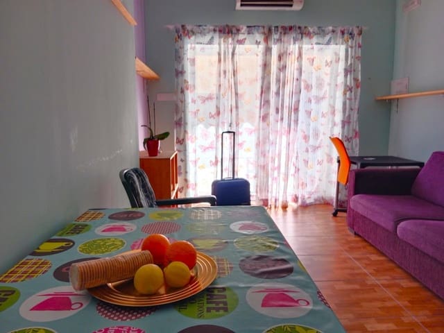 1 makuuhuone Ullakkoasunto myytävänä paikassa Centro Urbano, Dénia - 145 000 € (Ref: 9942606)