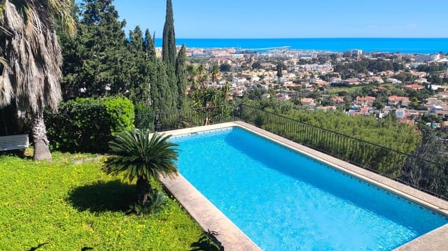 Chalet de 6 habitaciones en El Montgó, Dénia en venta - 1.150.000 € (Ref: 9945803)