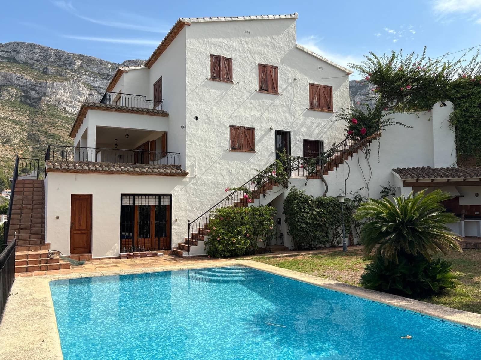Chalet de 6 habitaciones en Dénia en venta - 1.150.000 € (Ref: 9945803)