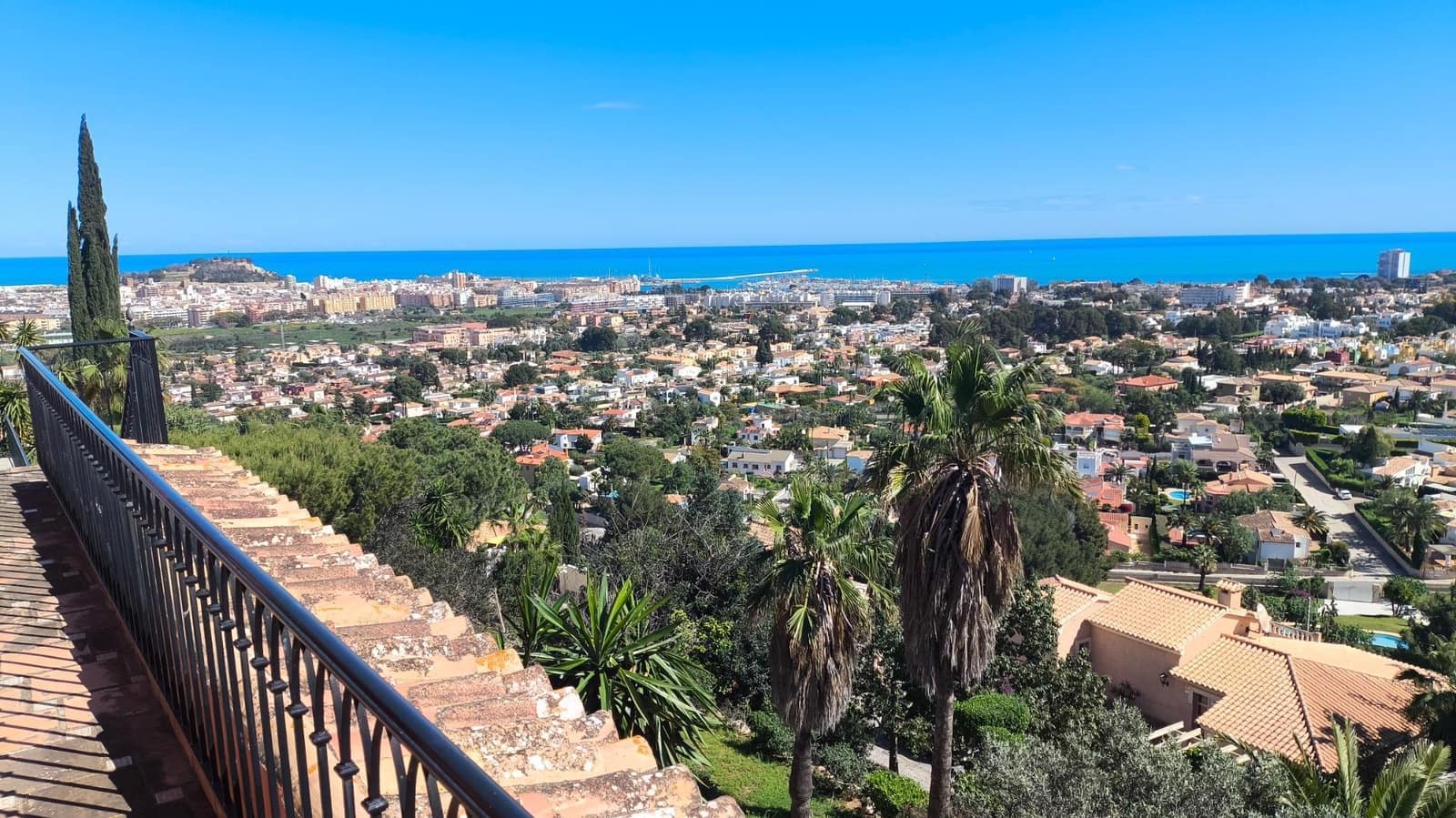 Chalet de 6 habitaciones en Dénia en venta - 1.150.000 € (Ref: 9945803)