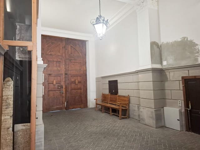Gewerbe zu verkaufen in La Seu, València Stadt - 450.000 € (Ref: 9947995)