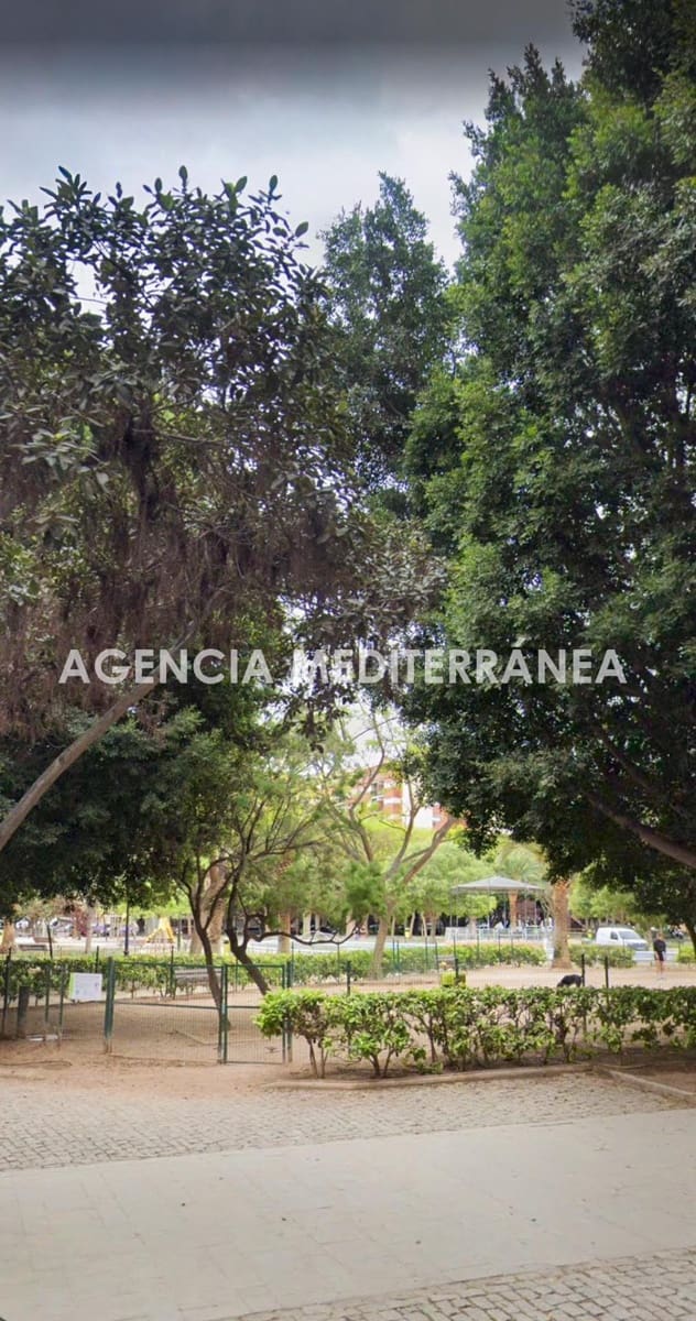3 Zimmer Wohnung zu verkaufen in Valencia Stadt mit Garage - 295.000 € (Ref: 9949882)