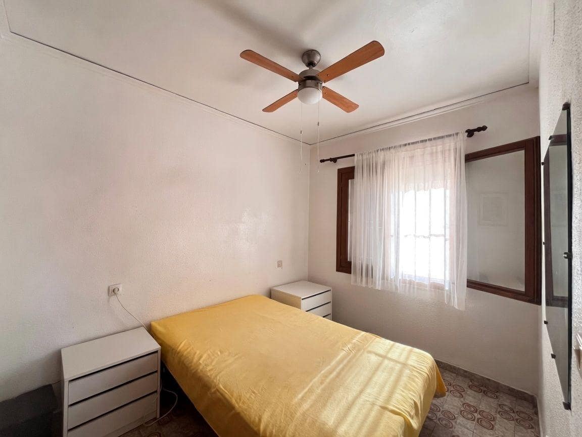 1 quarto Moradia em Banda para venda em Denia com piscina - 180 000 € (Ref: 9952709)