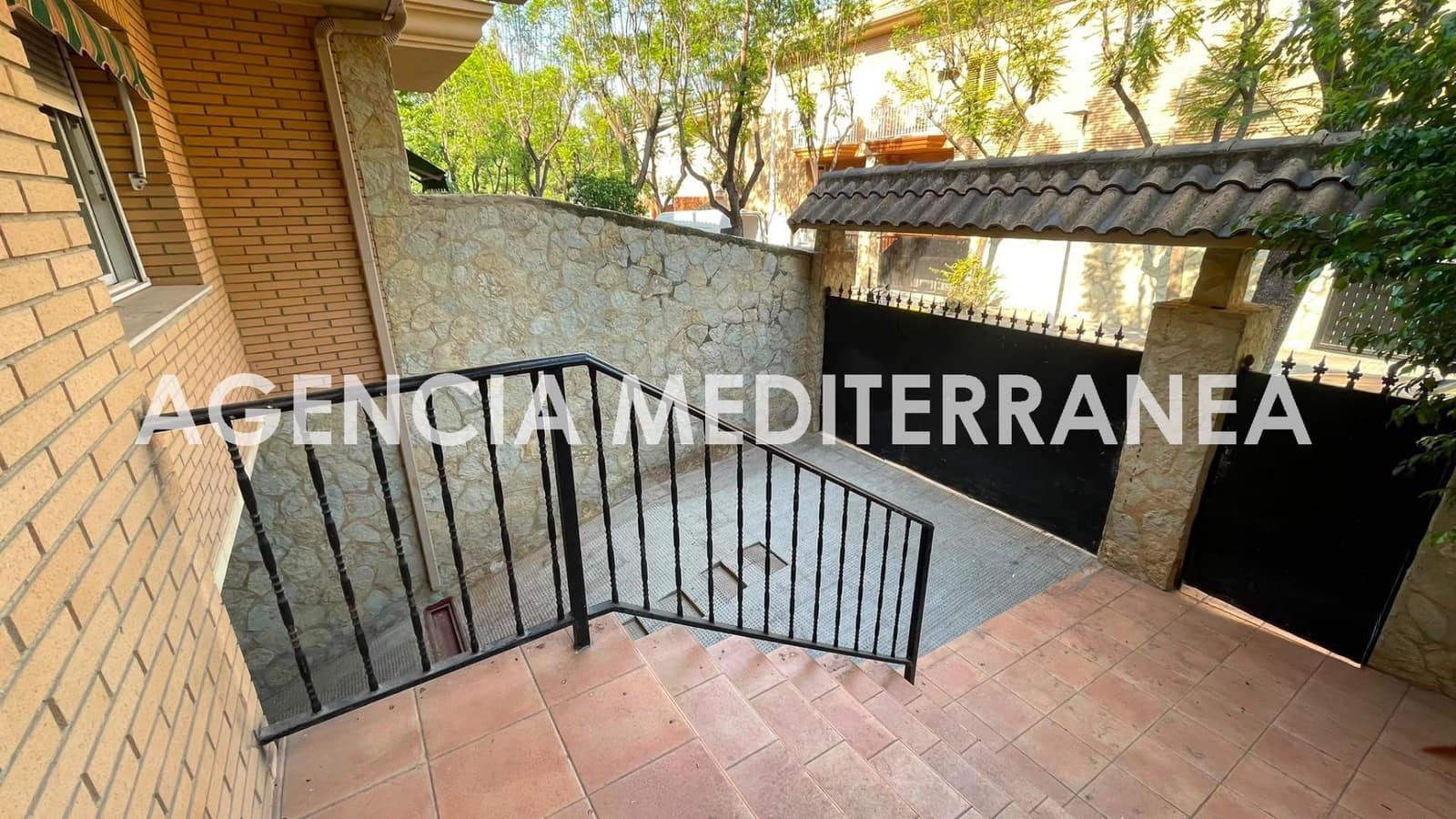5 sypialnia Dom szeregowy na sprzedaż w Picanya z garażem - 435 000 € (Ref: 9952710)