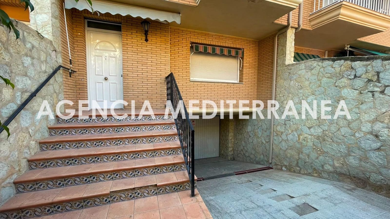 5 sypialnia Dom szeregowy na sprzedaż w Picanya z garażem - 435 000 € (Ref: 9952710)
