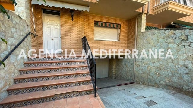 Adosado de 5 habitaciones en Picanya en venta con garaje - 435.000 € (Ref: 9952710)